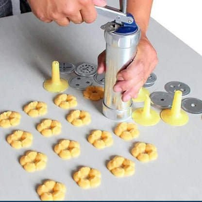 Aluminum Cookie Cutter with 20 Shapes and 4 Tips