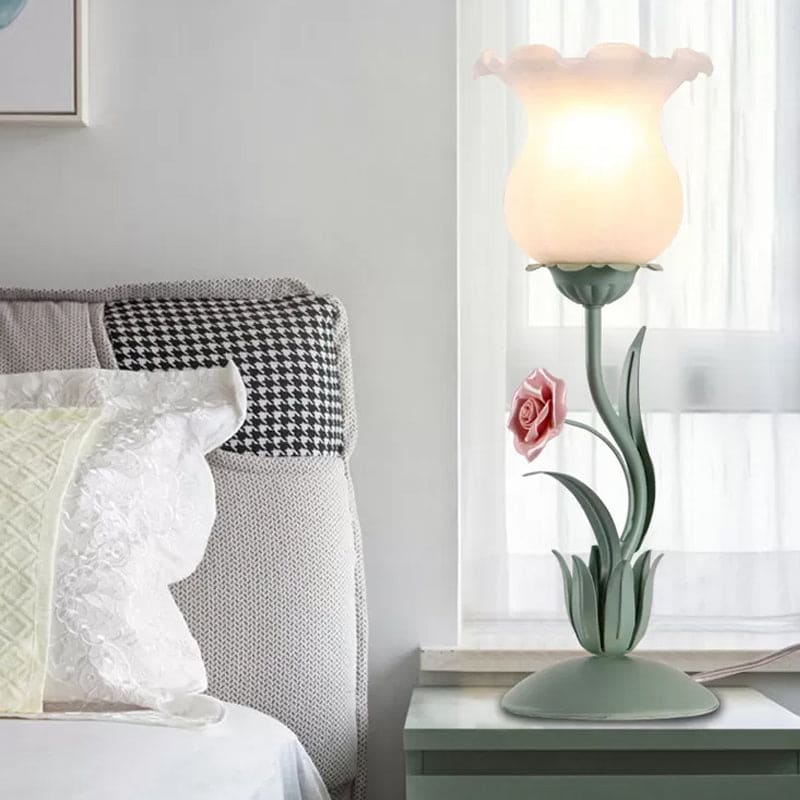 Decorative Flower Table Lamp for Bedroom