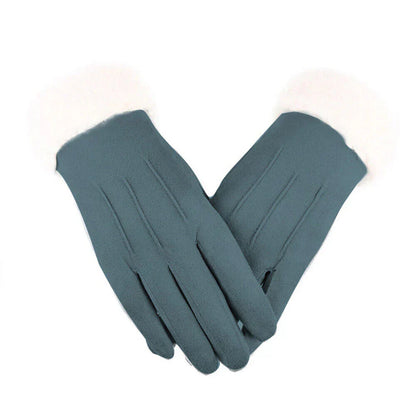 Chic and elegant leather gloves