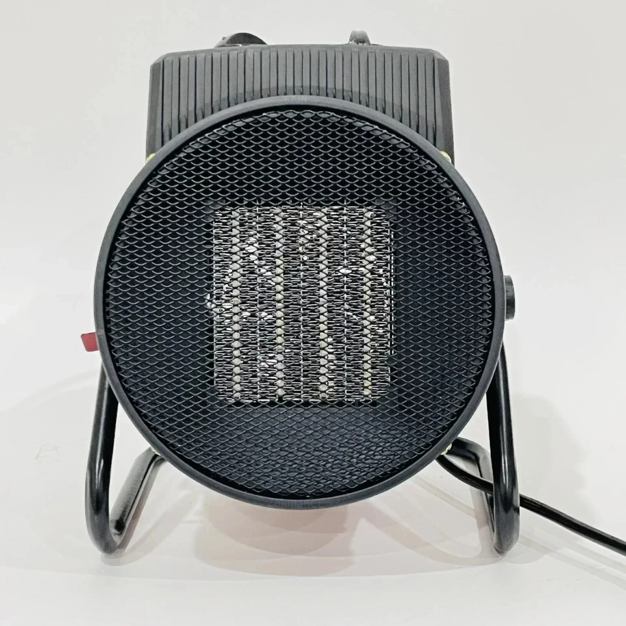 Powerful Electric Heater 1500W/2000W/3000W for Outdoor Use
