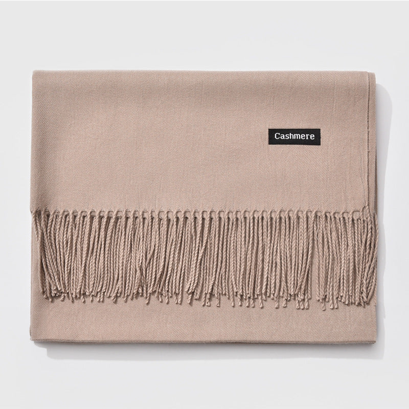 Elegant Women's Scarf Classic Winter Pattern