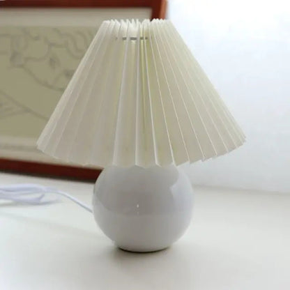 Elegant Table Lamp Retro Style