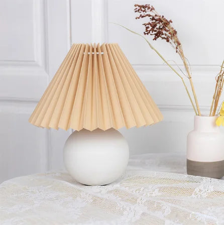 Elegant Table Lamp Retro Style